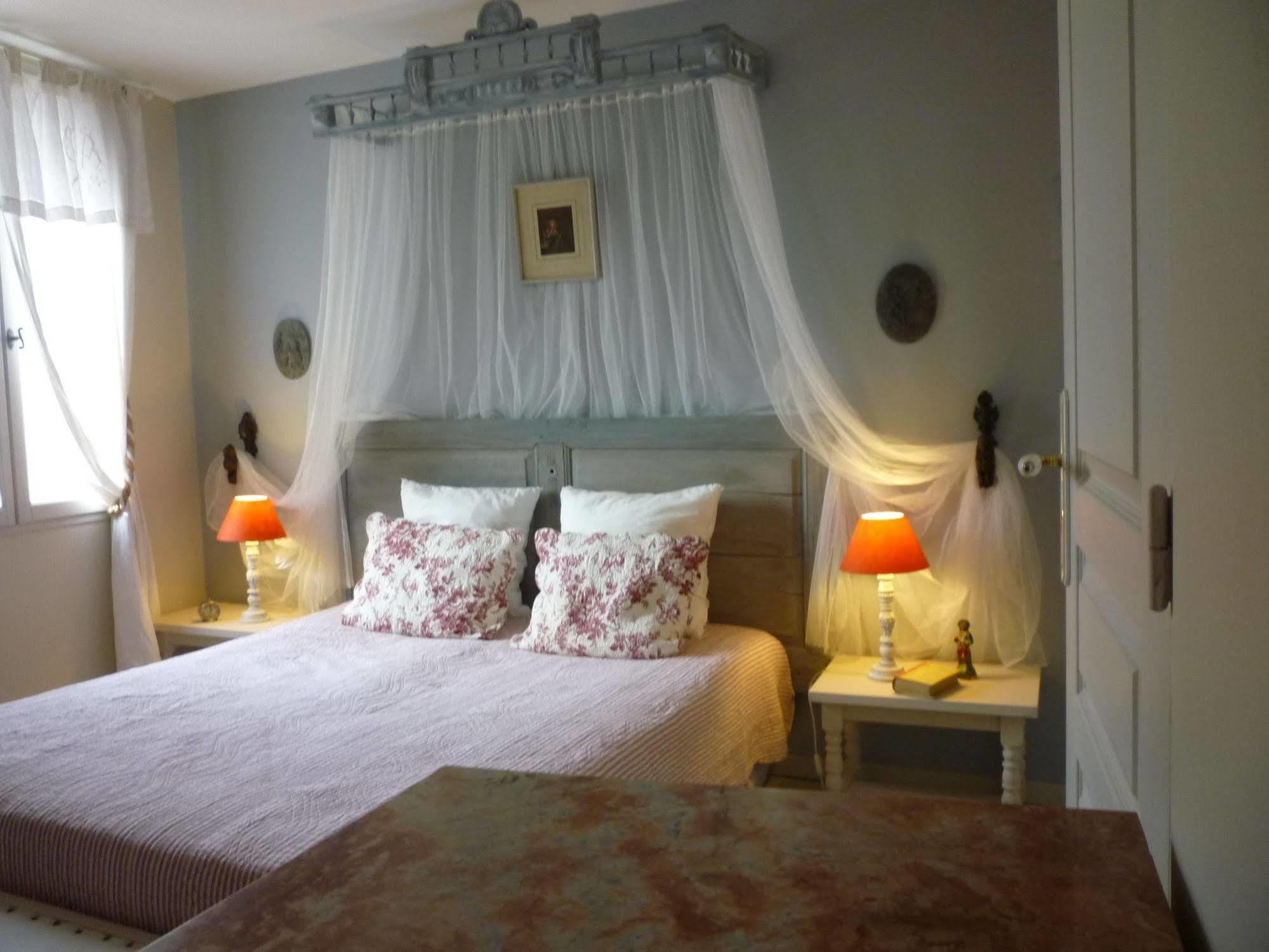 L'Ile Aux Mimosas Bed and Breakfast Tautavel Exterior foto